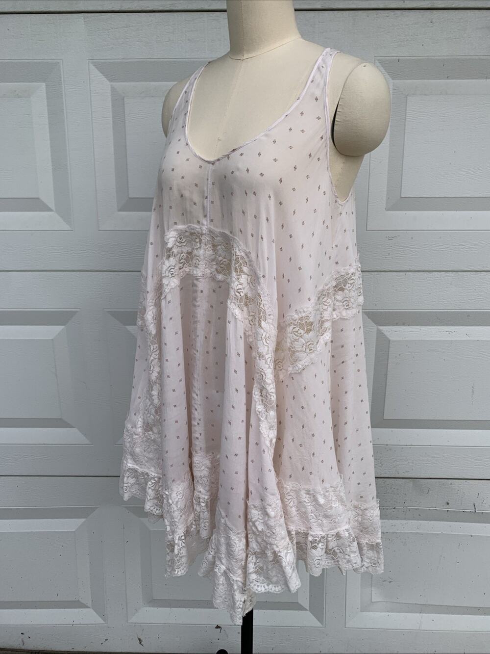 intimately free people Slip Dress Lace Polka Dot Sz S Beige White